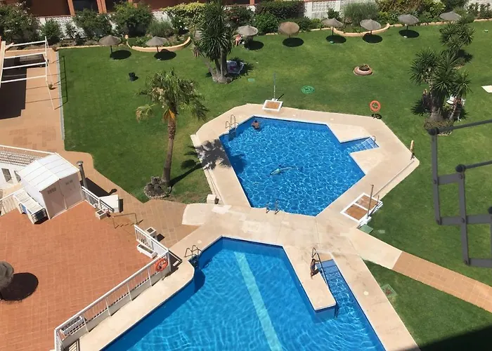 With Pool And Internet Fiber