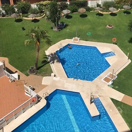 With Pool And Internet Fiber